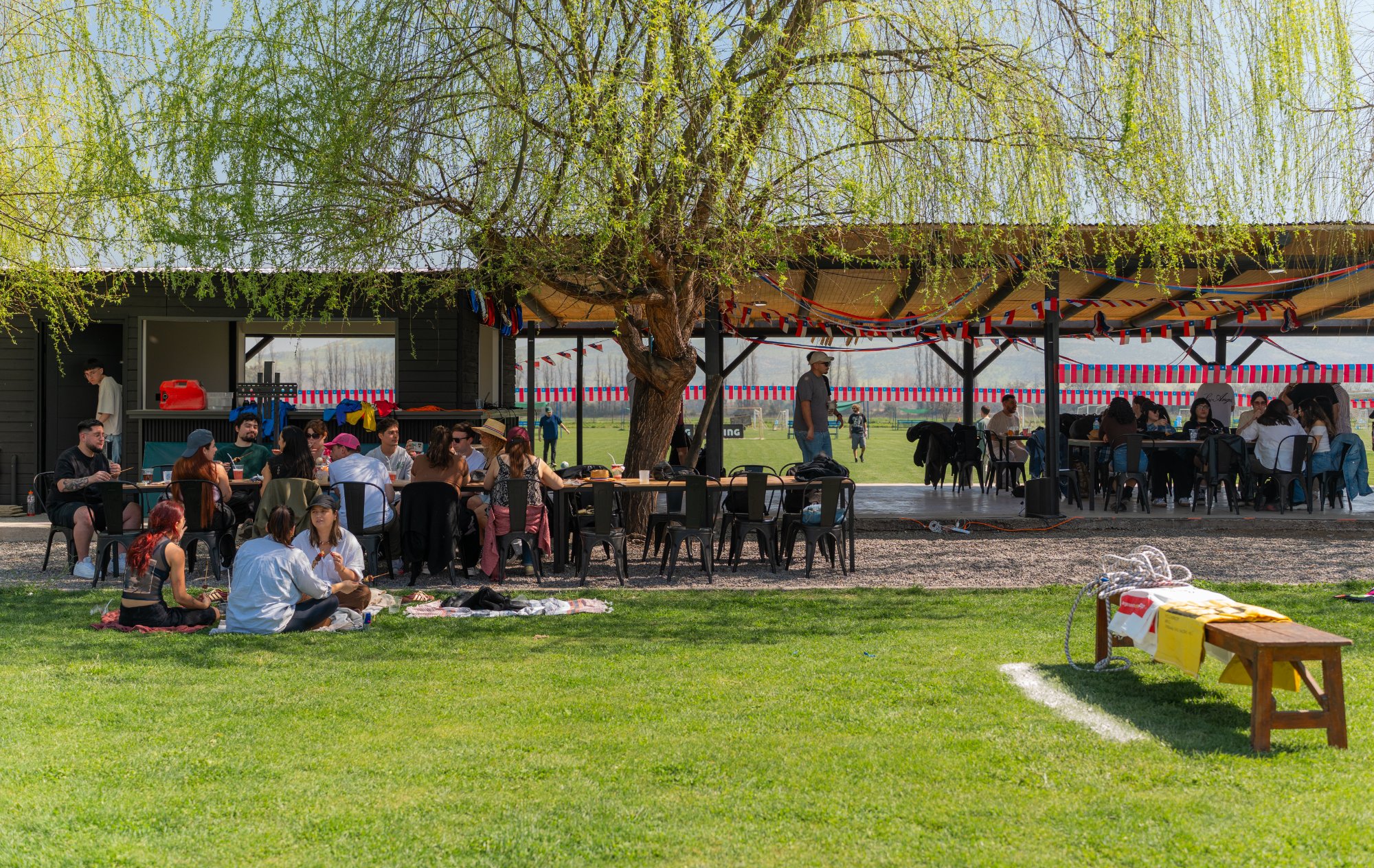 OFFSIDE — El lugar